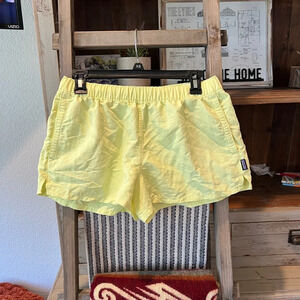 Patagonia women’s barely baggies shorts size medium